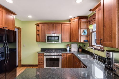 3731 Washburn Ave, Minneapolis MN 55412-1821 exterior