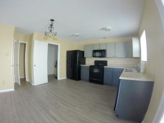 14381 Cuppola Dr, Noblesville IN  46060-7252 exterior