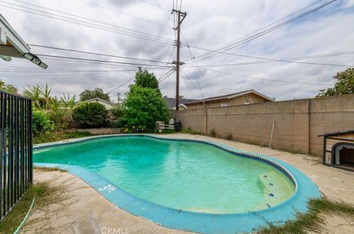 1400 California Ave, West Covina CA  91790-4043 exterior