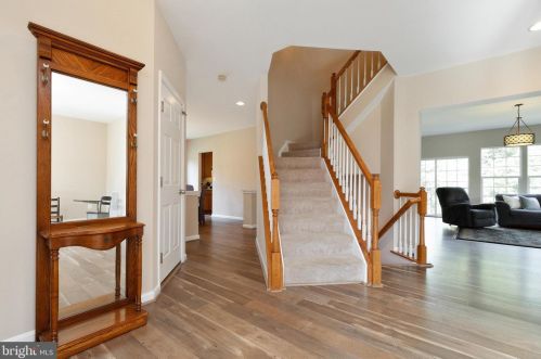 10025 Bonnykelly Ct, Bristow, VA 20136-5612