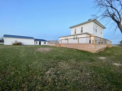 7181 Granville Rd, Mount Vernon OH  43050-9413 exterior