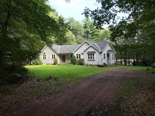 462 Plane St, Weatherly, PA 18255-1013