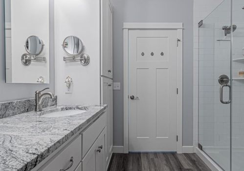 1812 Cypress Trl, New Johannesburg WI  54017-4000 exterior