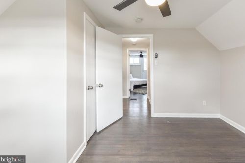 1102 Cumberland Ave, West Deptford NJ  08096-3041 exterior