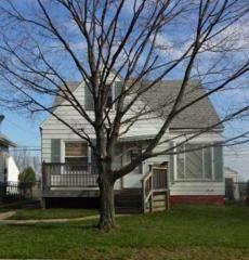 6910 Ridgewood Ave, Cleveland, OH 44129-2377