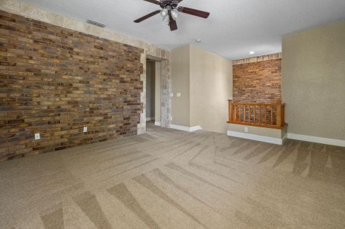 576 Bramblewood Ave, Lathrop CA 95330-9370 exterior