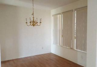 2736 Zion Way, Hanford, CA 93230-6779