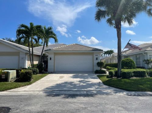 4452 Royal Fern Way, West Palm Beach, FL 33410-6113