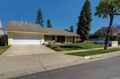 1724 Port Charles Pl, Newport Beach, CA 92660-5318