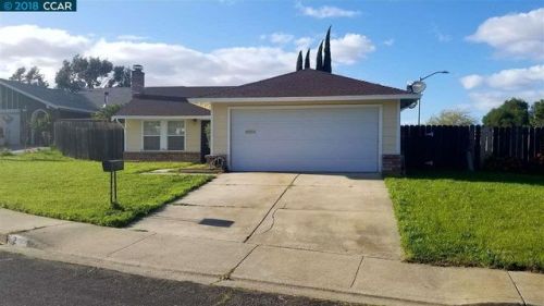 2 Spinnaker Ct, West Pittsburg, CA 94565-3550