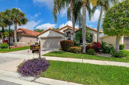 6853 Castlemaine Ave, Boynton Beach, FL 33437-6433