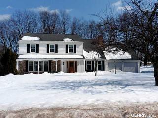 17 Rippingale Rd, Pittsford, NY 14534-1509