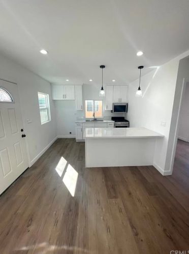 231 Hullett St, Long Beach, CA 90805-3421