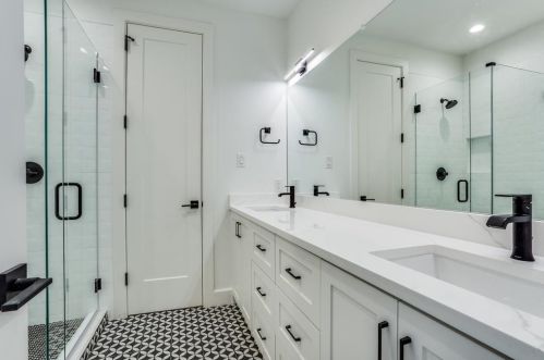 640 Colorado Blvd, Dallas TX  75203-1108 exterior