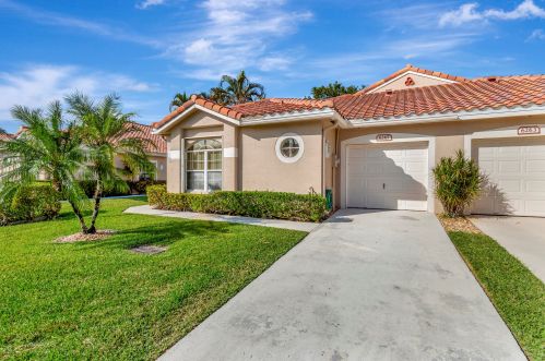 6267 Long Key Ln, Boynton Beach, FL 33472-2373