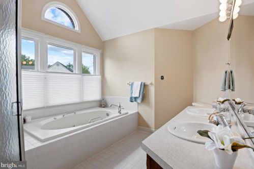 2609 Wister Ct, Lansdale PA  19446-6000 exterior