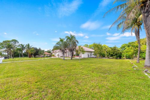 14387 Temple Blvd, Town Of Loxahatchee Groves FL  33470-5222 exterior