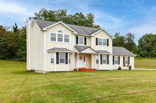 52 Gabriels Path, Poughquag, NY 12570-5145