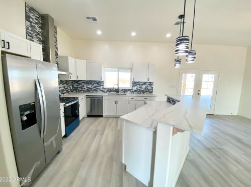 412 356th Dr, Tonopah, AZ 85354-8183
