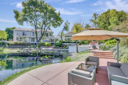 18670 Castle Lake Dr, Morgan Hill, CA 95037-9472