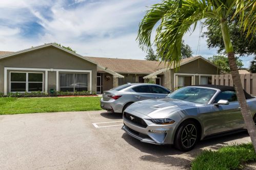 2741 Zorno Way, Delray Beach, FL 33445-4582
