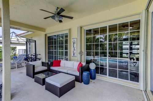 1241 Bimini Ln, West Palm Beach FL  33404-2770 exterior