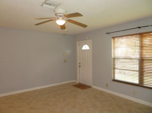 800 30th Ct, West Palm Beach, FL 33407-5051