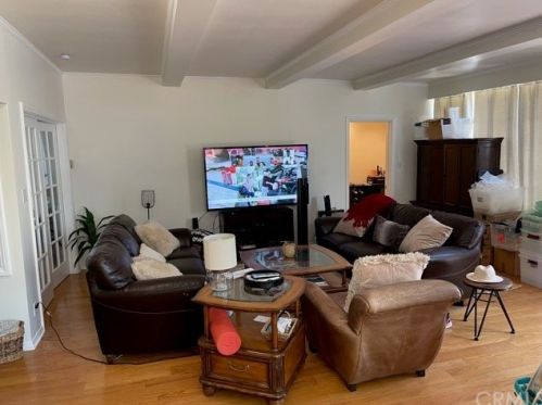 3940 Myrtle Ave, Long Beach, CA 90807-3518