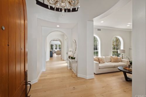 26 Landport, Newport Beach, CA 92660-9016