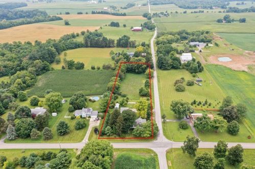 6124 County Road 18, Bellefontaine, OH 43311-9766