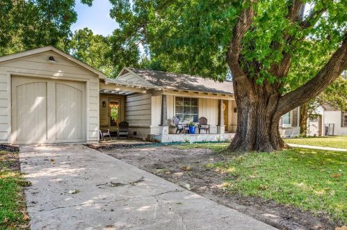 3520 Corto Ave, Fort Worth, TX 76109-4556