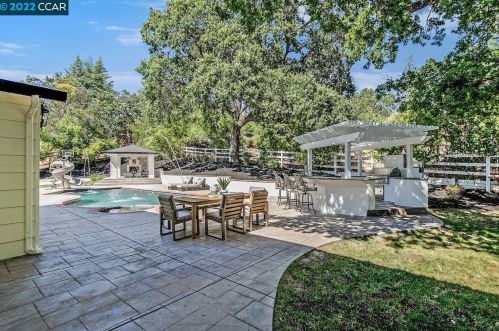 616 Timpanogos Ln, Danville CA  94526-1419 exterior