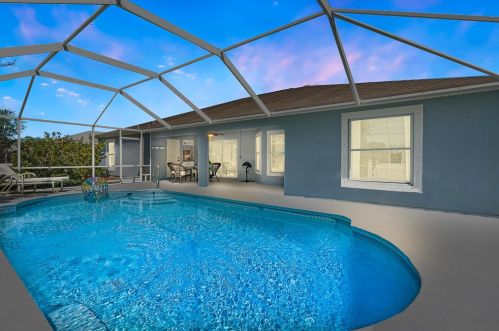 165 36 Ct, Vero Beach FL 32960-4085 exterior