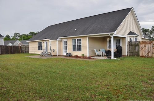 2316 Gray Goose Loop, Fayetteville NC  28306-3552 exterior