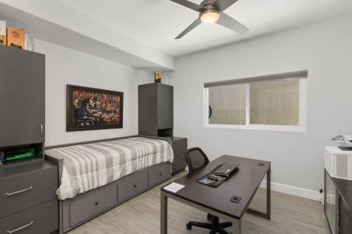 48221 Calle Florista, La Quinta CA  92253-2251 exterior