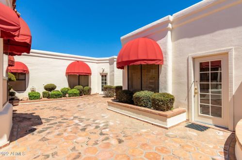 25220 Cloverland Dr, Chandler, AZ 85248-8820