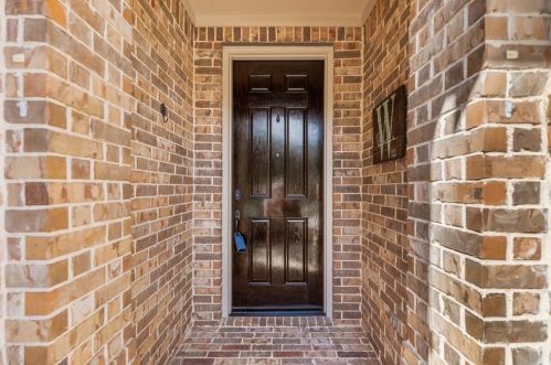 8313 Primrose Trl, Argyle, TX 76226-5599