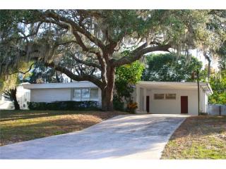 2815 Wyndham Ln, Orlando, FL 32808-3341