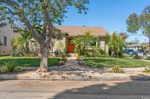 3569 Kallin Ave, Long Beach, CA 90808-3004