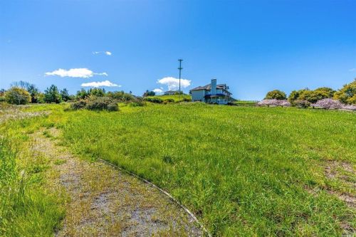 6301 Highland Pl, Sebastopol CA  95472-6100 exterior