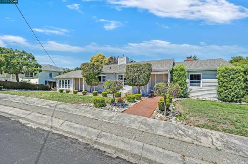 1840 Pine St, Pacheco, CA 94553-2566