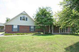 13601 4050 Rd, Oologah, OK 74053-3798