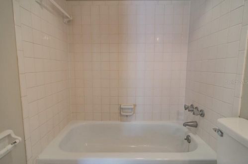 256 Las Flores, Winter Haven FL  33884-3635 exterior