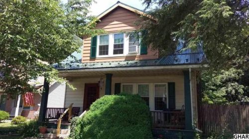 341 A St, Carlisle PA  17013-1817 exterior