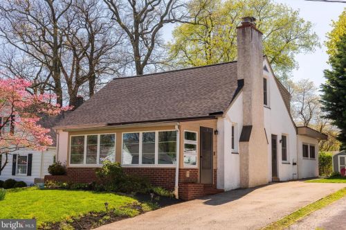 560 Woodside Ave, Berwyn, PA 19312-1619