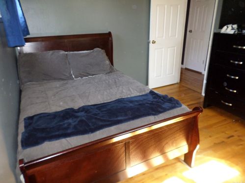 814 Delaware Ave, North Lindenhurst NY  11757-2811 exterior