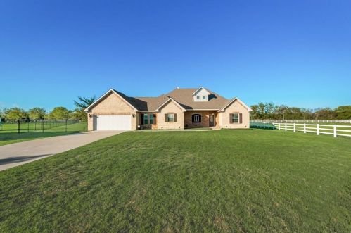 15418 Saddle Ridge Cir, Terrell, TX 75160-1058
