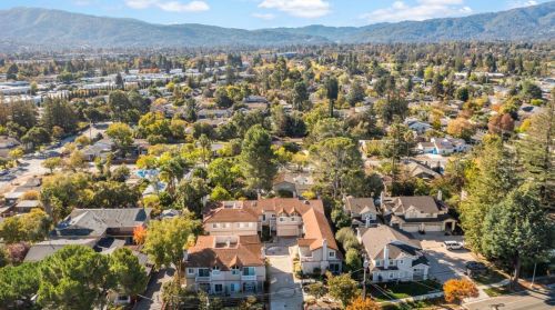 574 Hacienda Ave, Campbell CA 95008-6322 exterior