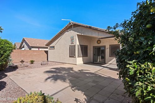 30556 Sun Ray Dr, San Tan Valley AZ  85143 exterior