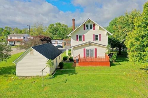 662 Eighty Eight Rd, Fairdale PA  15320-1397 exterior